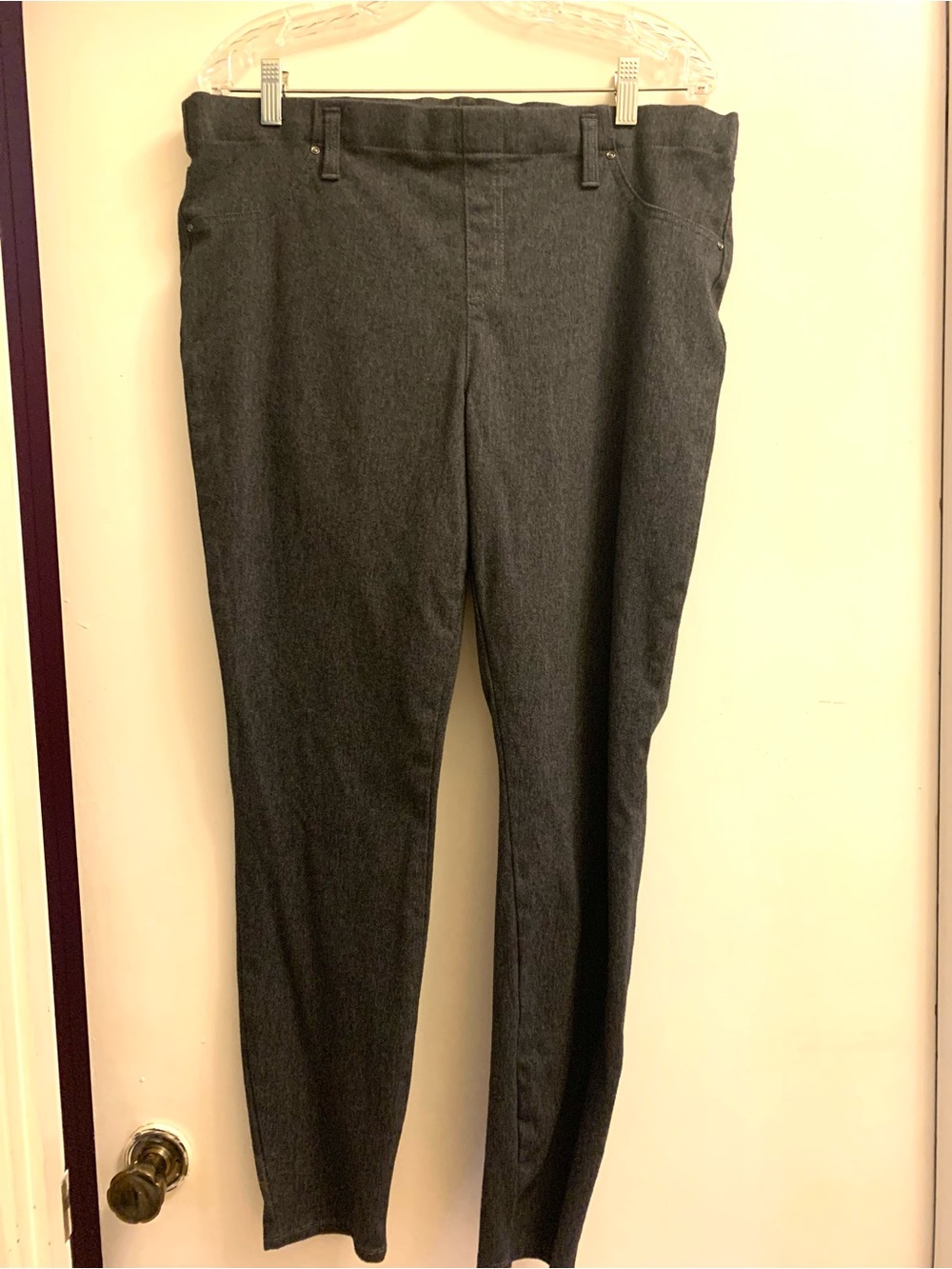 Time and Tru Charcoal Gray Women's Jeggings